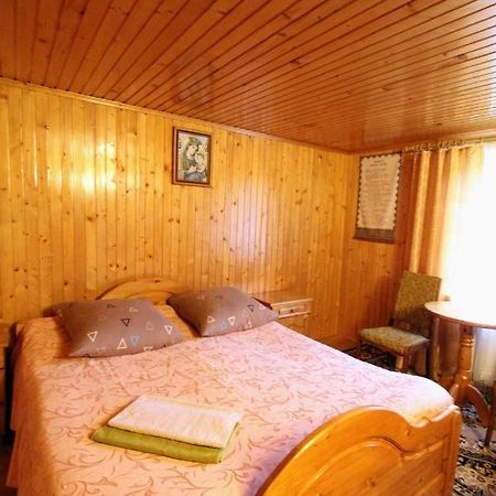 Карпатська Полонина Apartamento Yaremche Exterior foto