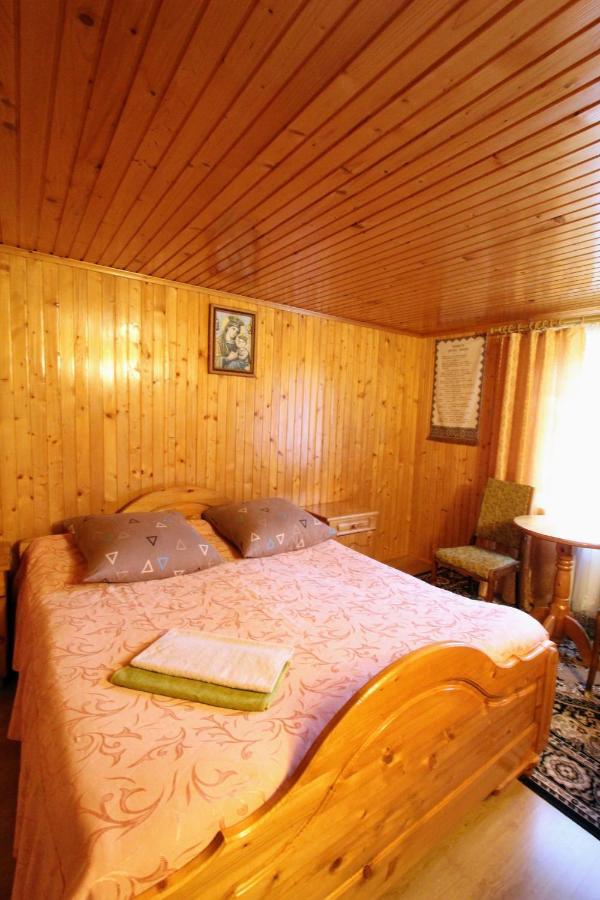 Карпатська Полонина Apartamento Yaremche Exterior foto
