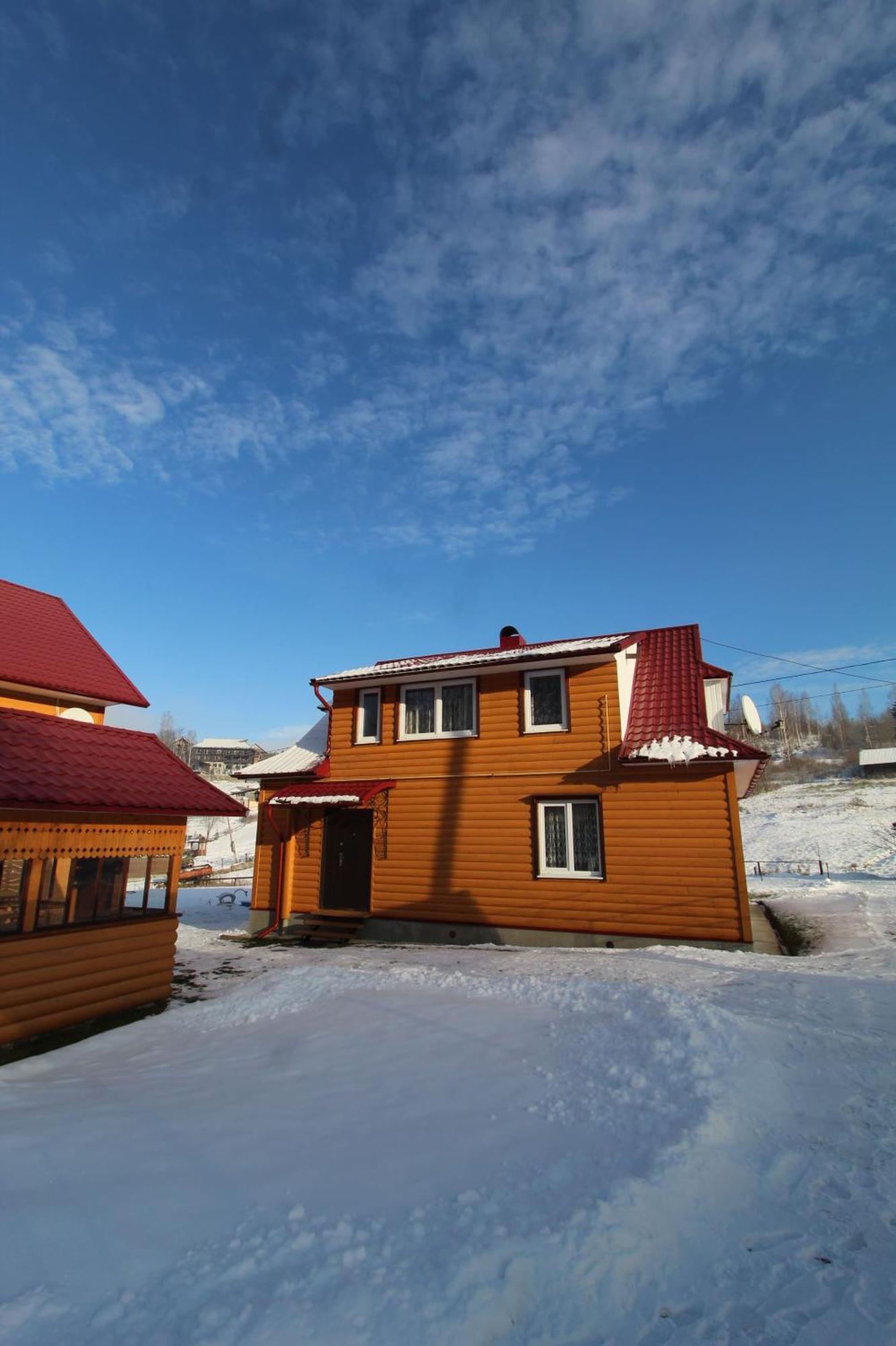 Карпатська Полонина Apartamento Yaremche Exterior foto