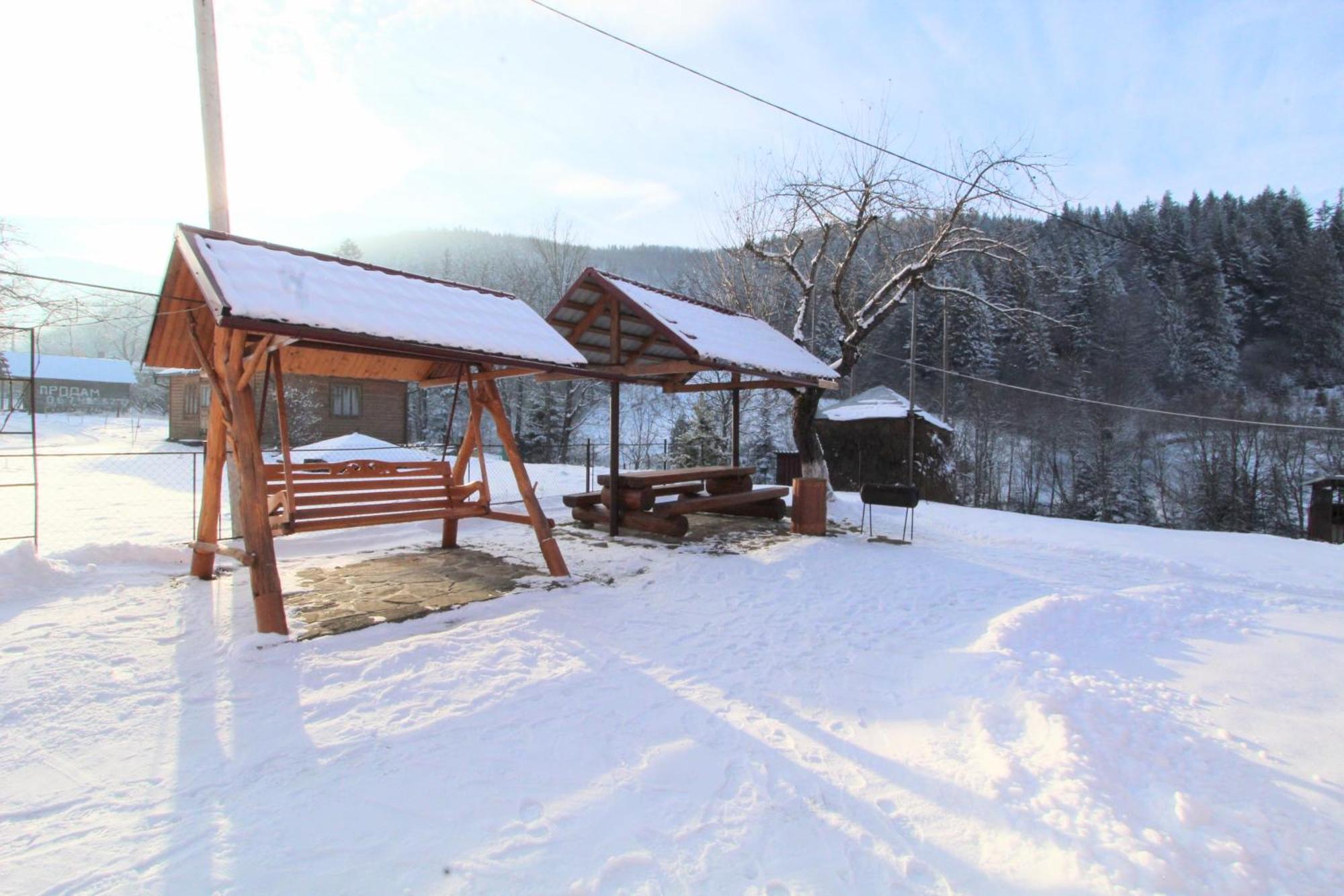 Карпатська Полонина Apartamento Yaremche Exterior foto