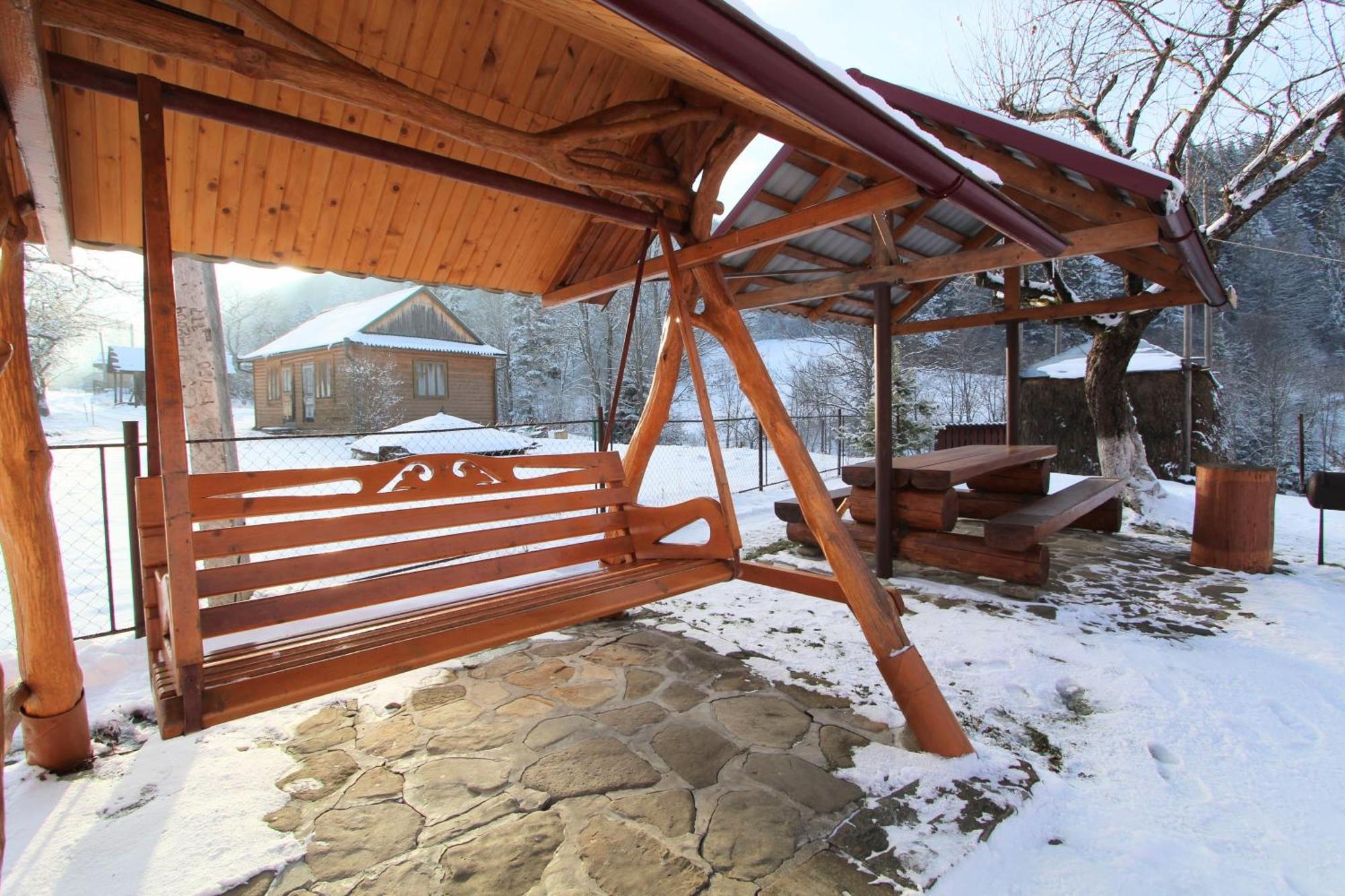 Карпатська Полонина Apartamento Yaremche Exterior foto